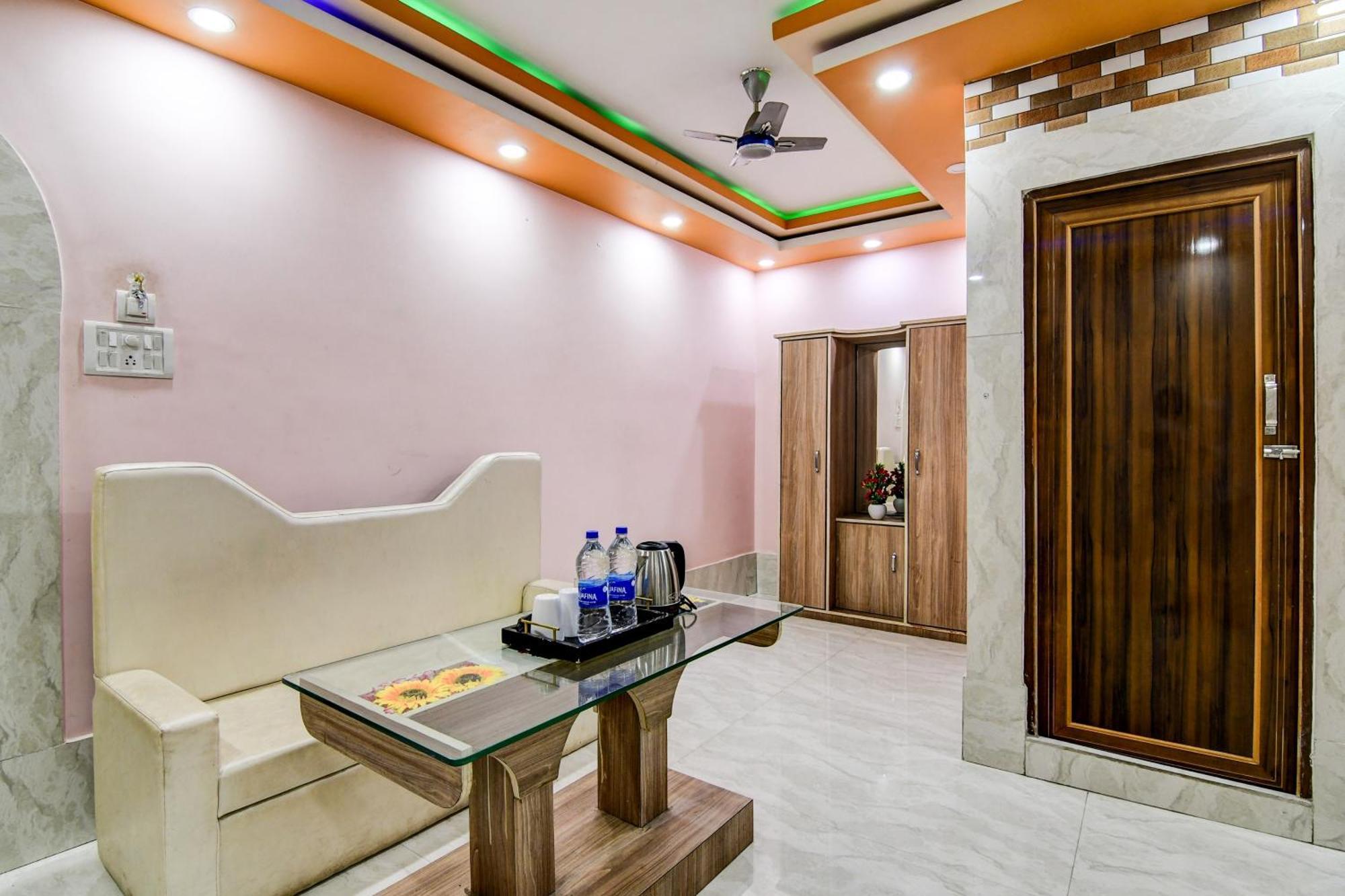 Super Collection O Raj Guest House Near Kolkata Airport Gauripur  Exterior photo