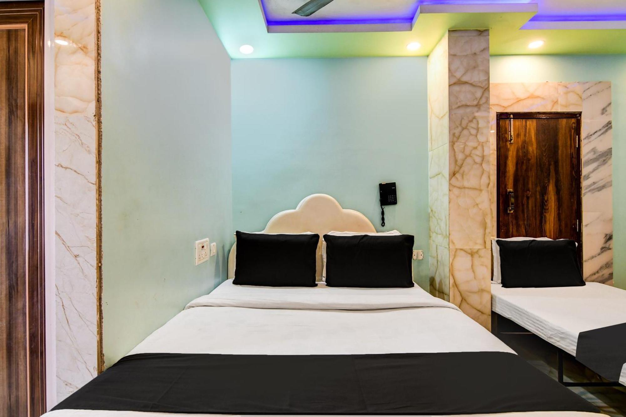 Super Collection O Raj Guest House Near Kolkata Airport Gauripur  Exterior photo