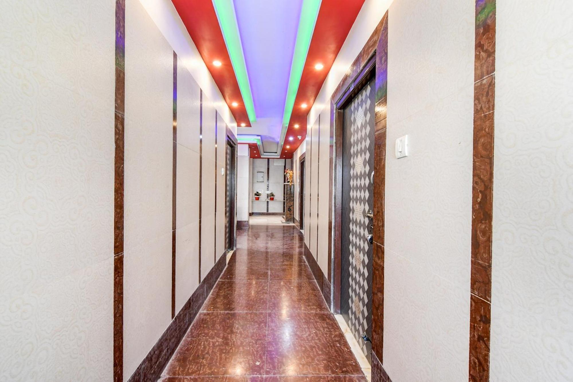 Super Collection O Raj Guest House Near Kolkata Airport Gauripur  Exterior photo